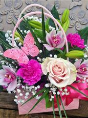 Handbag arrangement in pinks