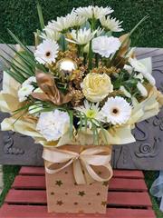 Golden Christmas wishes 