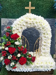 Gates of heaven tribute in reds
